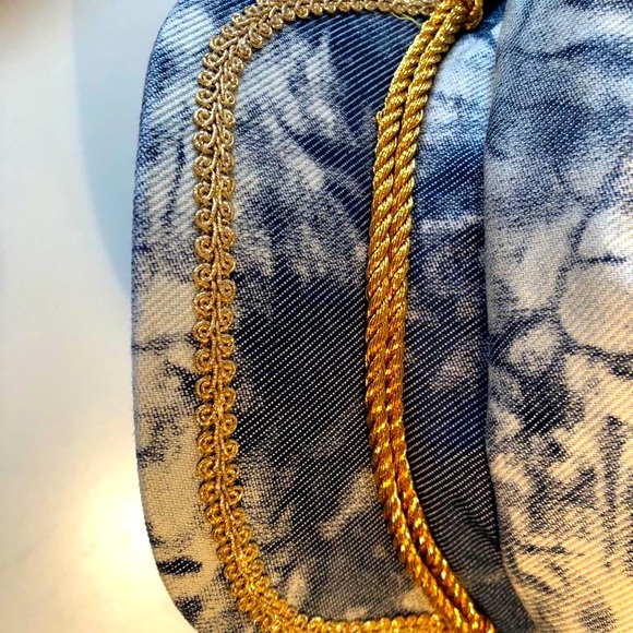 Fashionable Chauffeur’s Hat - Picture 2 of 6